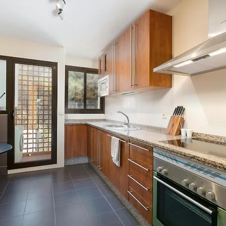 Διαμέρισμα Beautiful 2 Bedroom Apartment In Albatross Casares Εστεπόνα